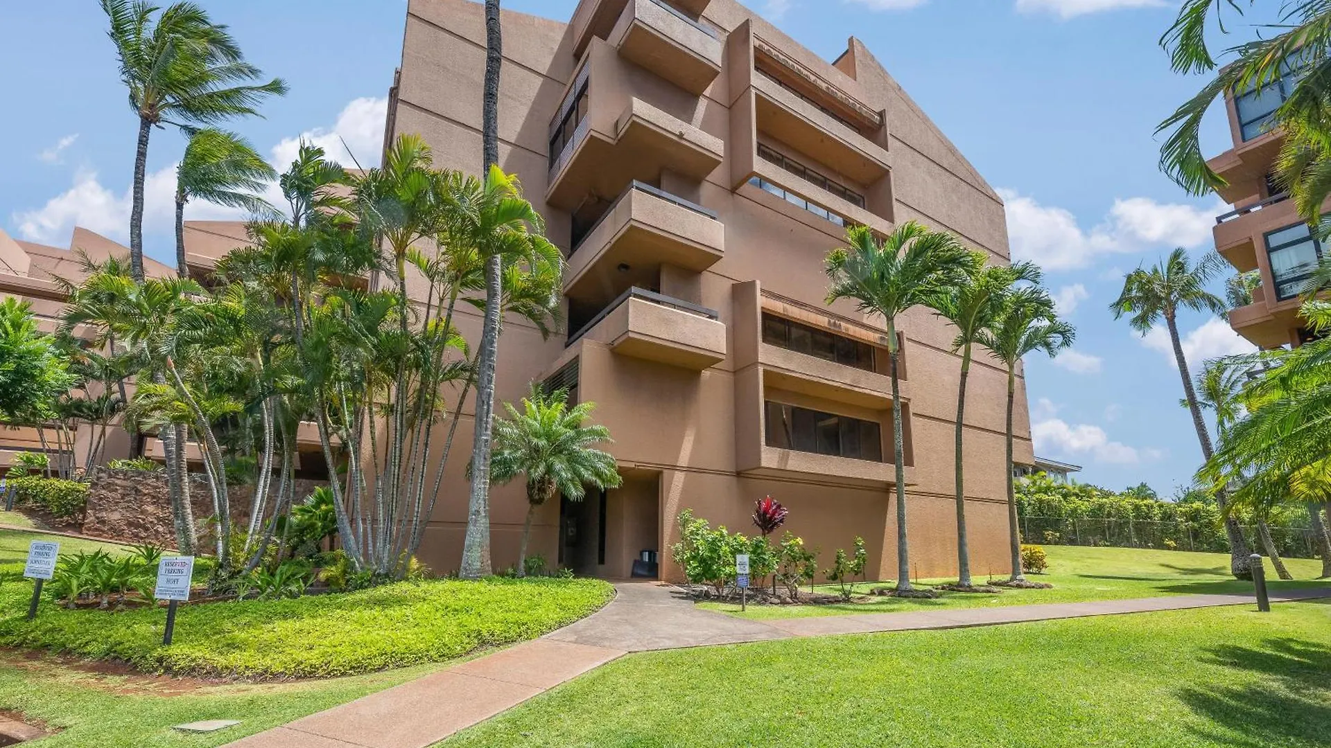 Kahana Villa E609 Holiday home